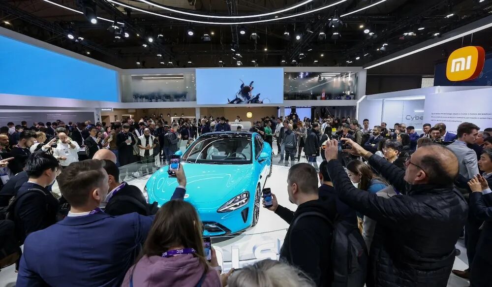 小米问界仅差近千台!新势力月销集体走跌,两家接近“腰斩”