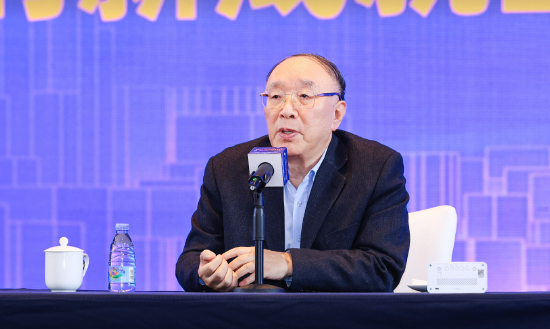 黄奇帆:“十五五”期间,要把生产性服务业搞上去