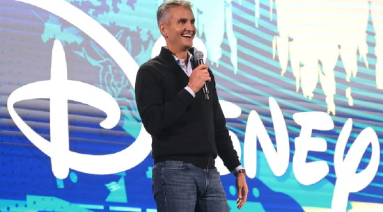 迪士尼任命乐园业务主管乔希·达马罗为新任CEO