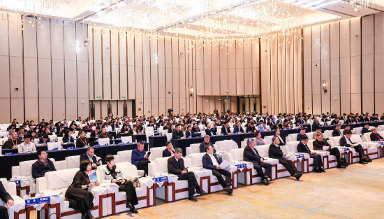 第五届企业创新发展大会暨宏观经济杂志社理事会年会在东莞举行