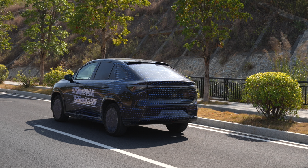 吉利中国星首推375 km超长纯电续航增程车，终结A+级SUV市场的“价值困局”