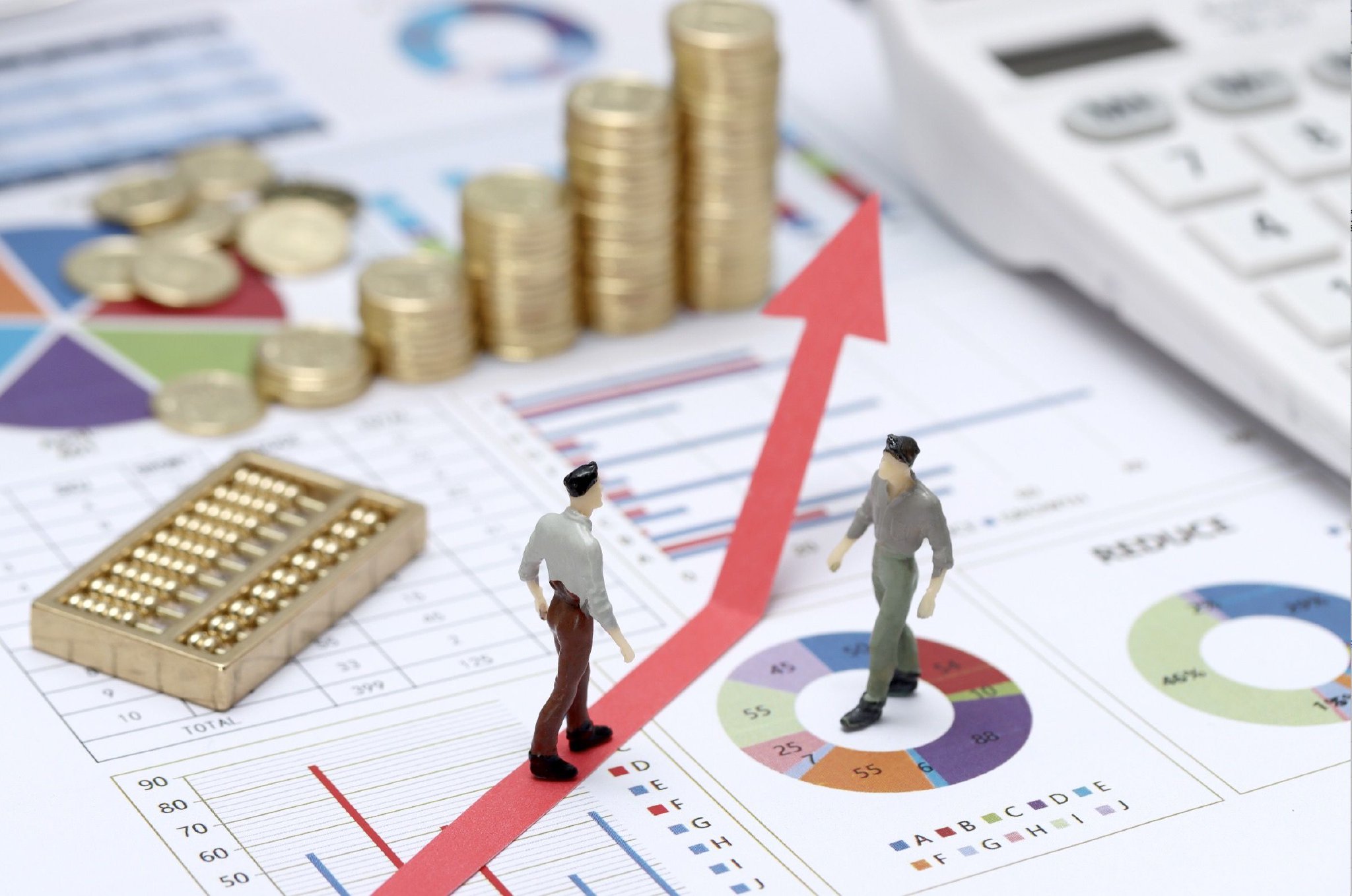 净利润暴增165%！华泰人寿去年净赚2.45亿，保险业务收入逼近百亿