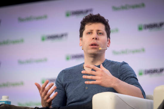 OpenAI首席执行官:ChatGPT的月增长率恢复到10%以上