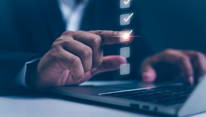 上市银行开年迎54次机构调研:南京银行、上海银行等获关注,对公业务成“胜负手”