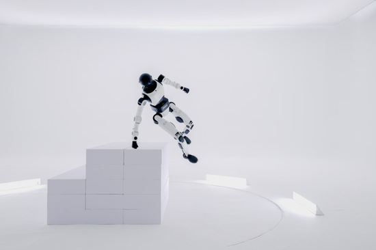 刚融资超7亿元，这家“卖铲子”的公司想成为“华为鸿蒙”