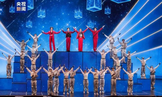 春晚完成全部彩排,部分节目单曝光:王菲献唱《你我经历的一刻》,蔡明时隔30年与“机器人”续前缘