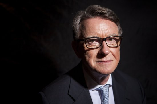 英国前驻美大使曼德尔森因涉行为不当被捕 加剧斯塔默面临的政治危机