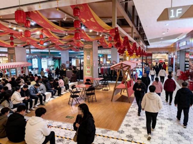 “定闹钟、拼手速、仍陪跑” ，春节期间消费券秒空刷屏