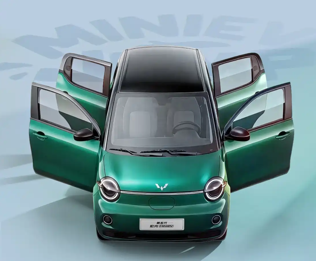 “中年人的一代神车”直降10万，本田为什么在新能源时代慢了“亿”点？