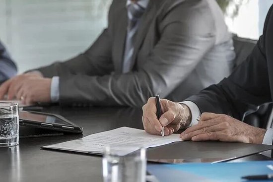 近30家上市银行首席合规官到位， “高配”成主流