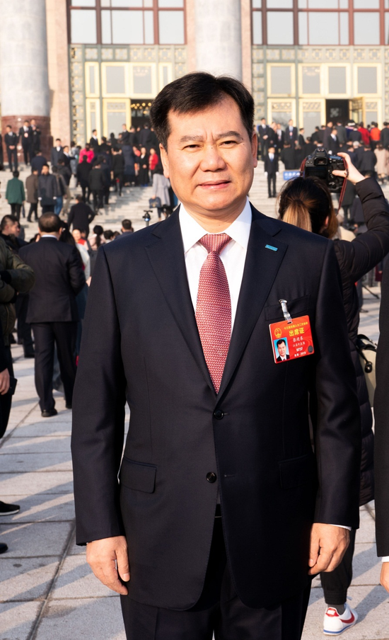 执掌苏宁30年，从江苏首富到资产清零！张近东经历了什么？