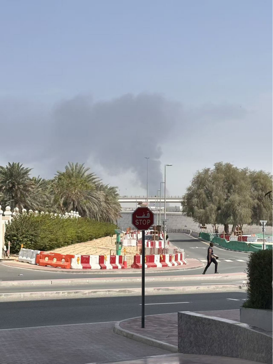 霍尔木兹海峡受困中国船员：“只要钱给到位，去伊朗装货也不怕”