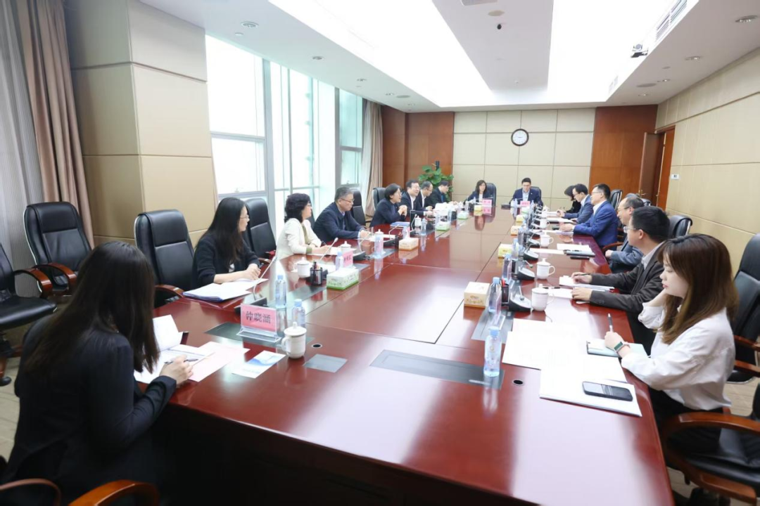 进出口银行副行长杨东宁赴广西壮族自治区调研并出席片区工作会