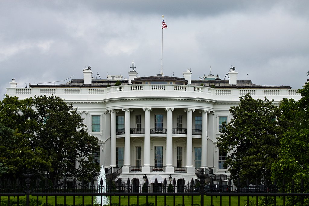 白宫叫停涉伊朗冲突威胁的联邦安全警报发布