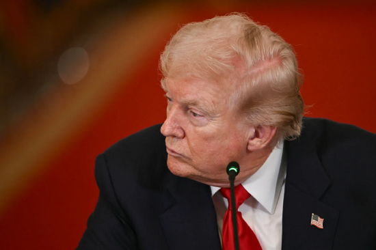 特朗普暗示对伊战争将很快结束 考虑接管霍尔木兹海峡