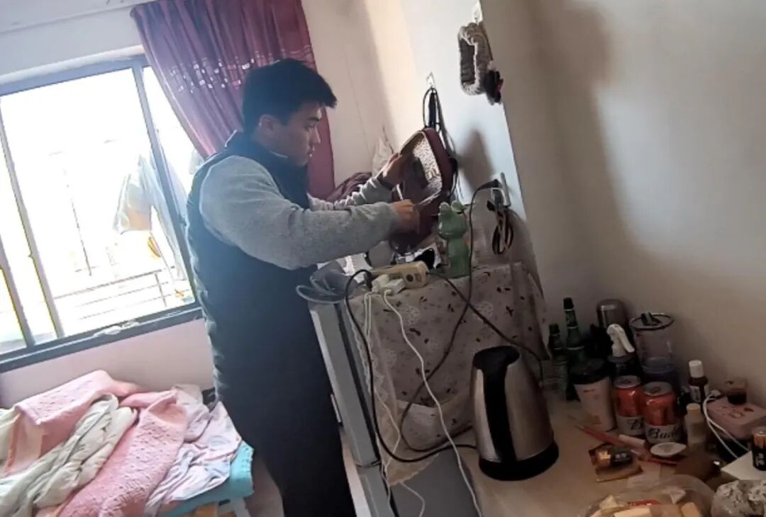 玩偶里竟藏45克黄金?00后新警4小时破案!