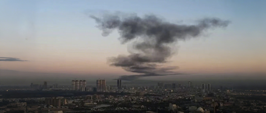大批富豪撤离!迪拜楼市崩盘,香港意外回春