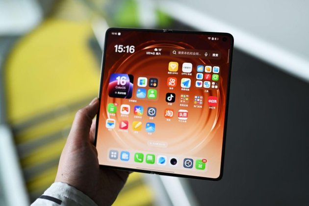 OPPO Find N6真实使用体验:屏幕“好平”,AI生产力“好评”