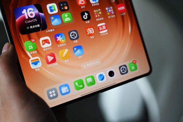 OPPO Find N6真实使用体验:屏幕“好平”,AI生产力“好评”