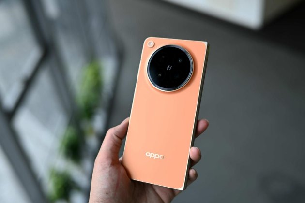 OPPO Find N6真实使用体验:屏幕“好平”,AI生产力“好评”