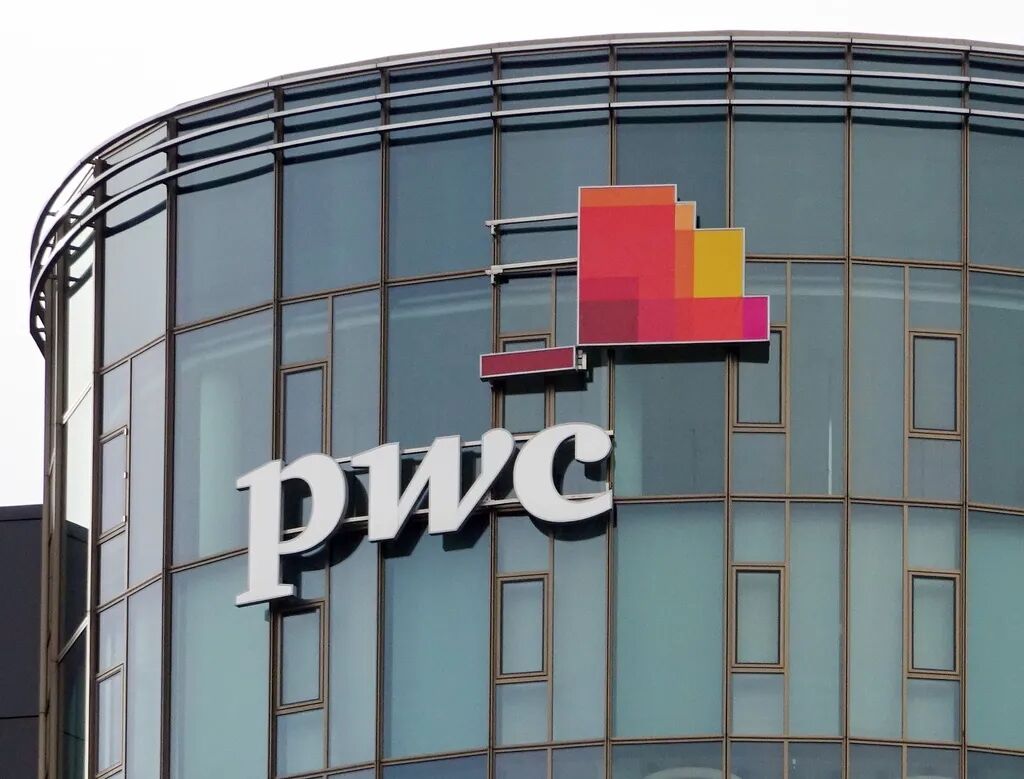 普华永道不干了:你身上有她的香水味