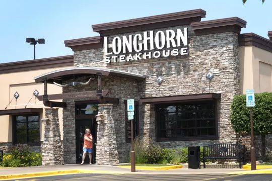 达登餐饮营收上涨,LongHorn Steakhouse成增长主力