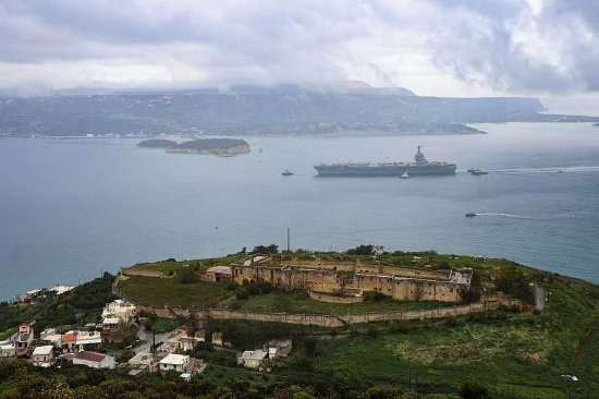 特朗普推迟打击伊朗能源基础设施 为与德黑兰谈判设定五日期限