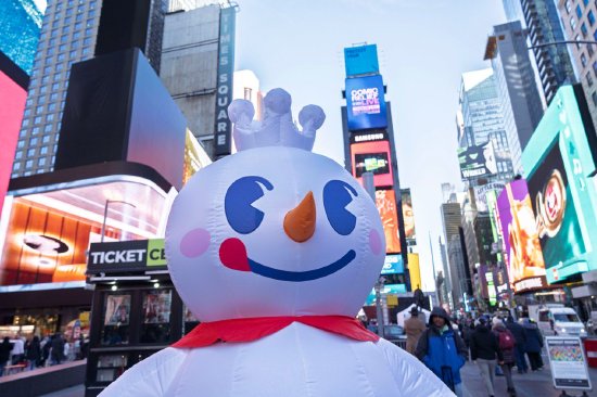 蜜雪集团发布2025年业绩公告:营收同比增长35.2%,归母净利润同比增长32.7%