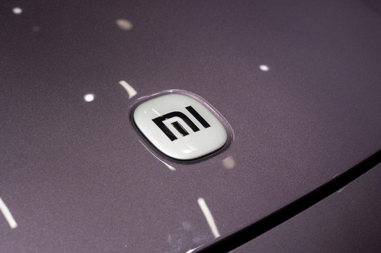 汽车销售暴涨2倍,手机却“遇冷”!小米2025年汽车收入达1033亿元,平均单价约25万元