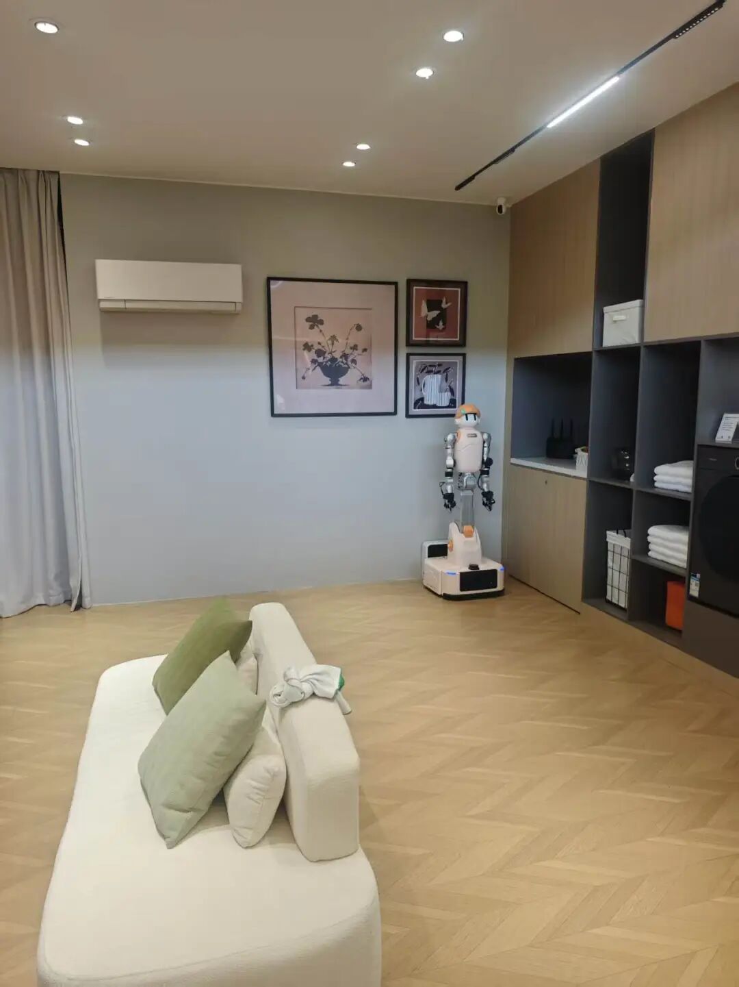 海尔们想做“钢铁侠”,追觅们想做“扫地僧”