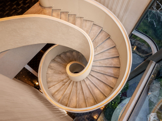 50亿战绩出炉！金茂上海又上热搜了