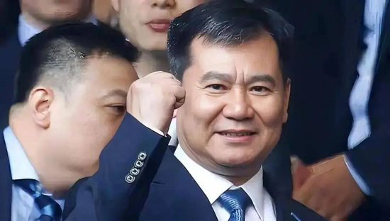 体面人，江苏前首富苏宁张近东，英雄迟暮!