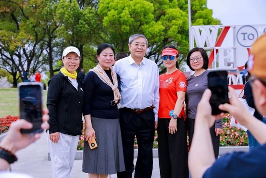 上海交通大学校友代表陈光明：校训精神已深入骨髓