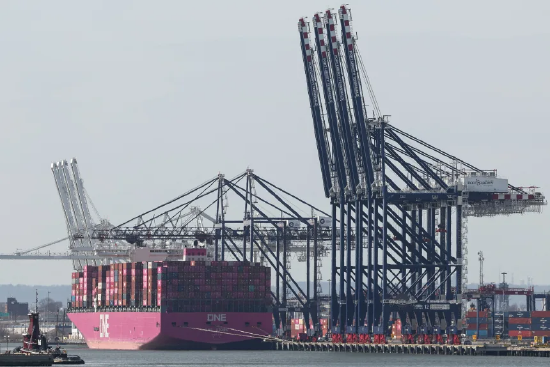 特朗普对霍尔木兹海峡态度摇摆不定