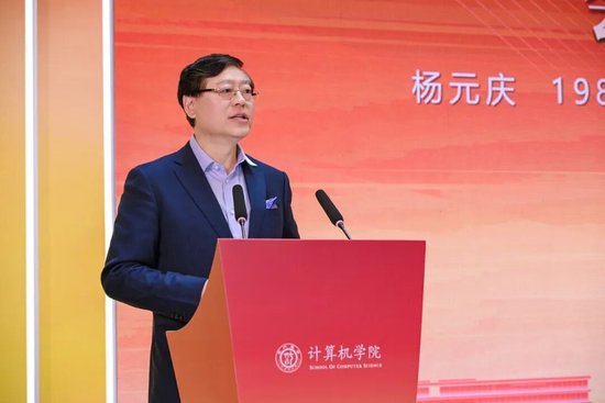 今天，元庆有了新身份！