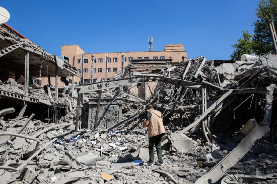 伊朗民众面对特朗普最新最后期限,既震惊又拒不屈服