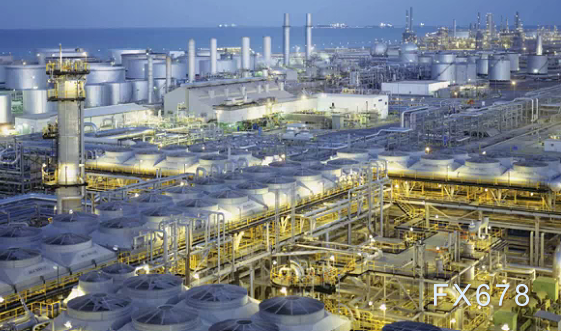 美伊停火难掩重创，中东数十处能源设施被毁，全球油价长期高位或成新常态