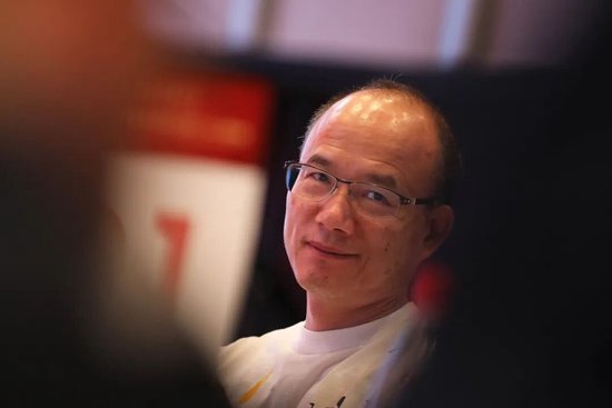 舍得酒接盘小镇530套房，郭广昌的心思你难猜