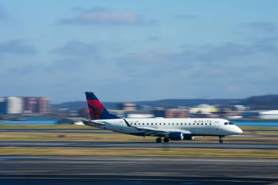 应对航空燃油成本暴涨，达美航空手握王牌：自家炼油厂