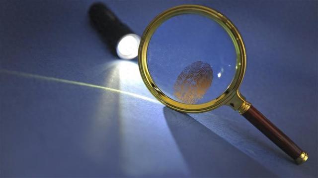 借公务出差之机公款旅游,公车私用……包正清被“双开”