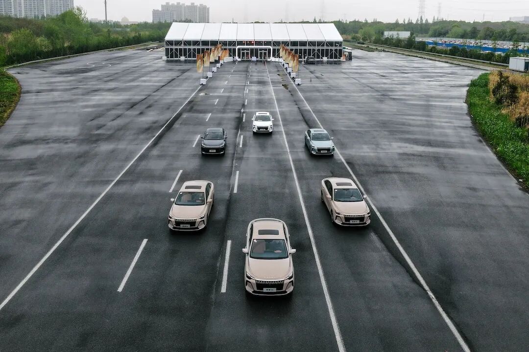 全新荣威i6在油电分水岭 充分证明成为一款国民好车的实力