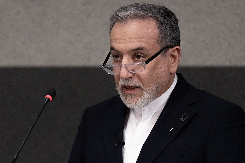 伊朗外长：美国的“挑衅与违约”是外交进程根本障碍