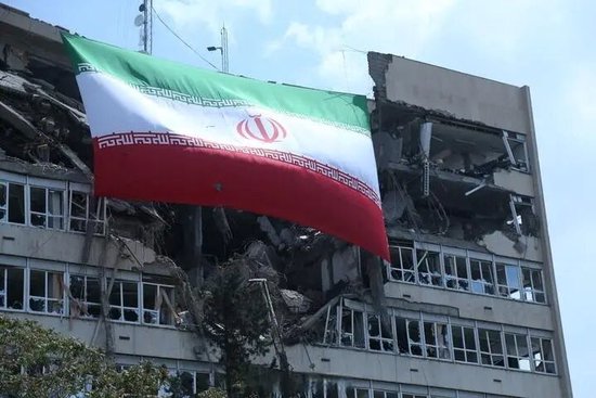 突发！伊朗扣留两艘船，并强调“红线”！伊朗致信联合国：责令美国释放被扣货船，呼吁国际社会“紧急关注”