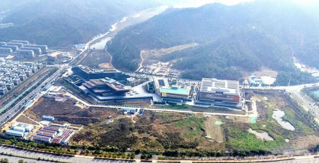 550亿长沙眼科大佬，筹划赴港上市