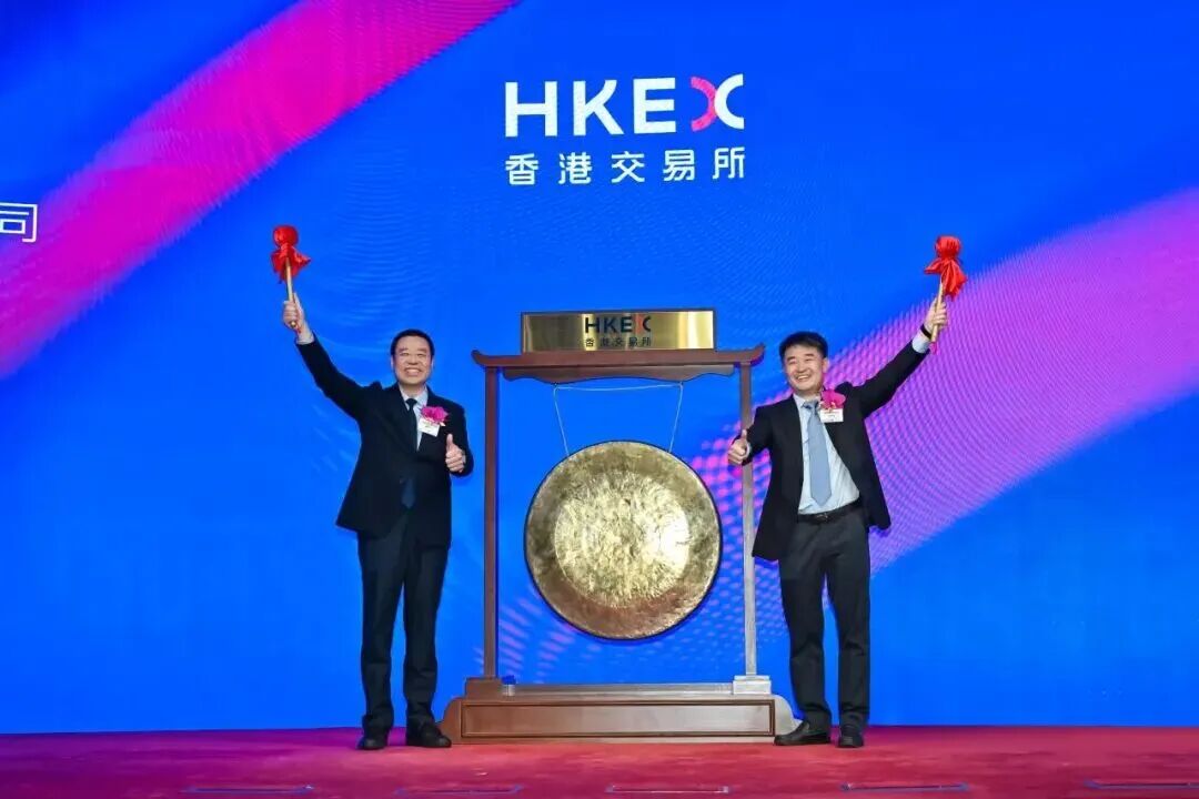 福建大佬，干出1700亿代工王国