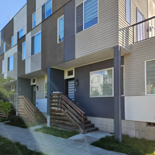 爱彼迎房东为世界杯暴利商机精心装修房源，如今仍在苦等订单