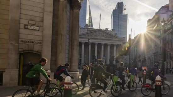 英国4月通胀率降至2.8%，但降温势头料难以持久